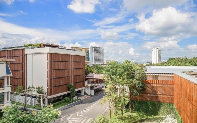 Anantara_Chiang_Mai_Serviced_Suites_Drone
